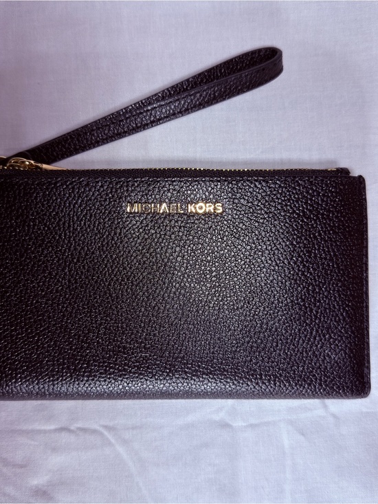 Michael Kors Handbags - Michael Kors Adele Double-Zip Leather Smartphone Wallet Wristlet - Black Gold